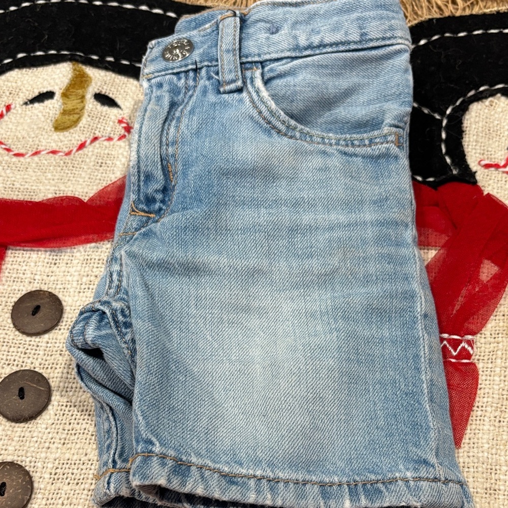 H & M Light Blue toddler Denim Shorts - Picture 2 of 4